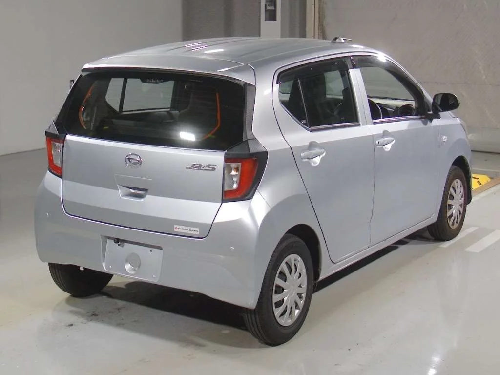 Daihatsu Mira e:S LA350S 2021